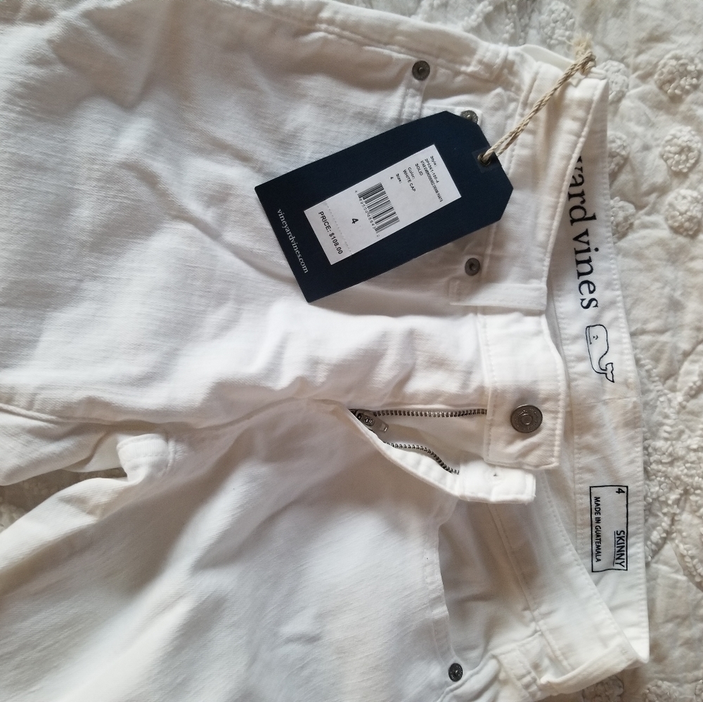 Vineyard vines white pants size 4
